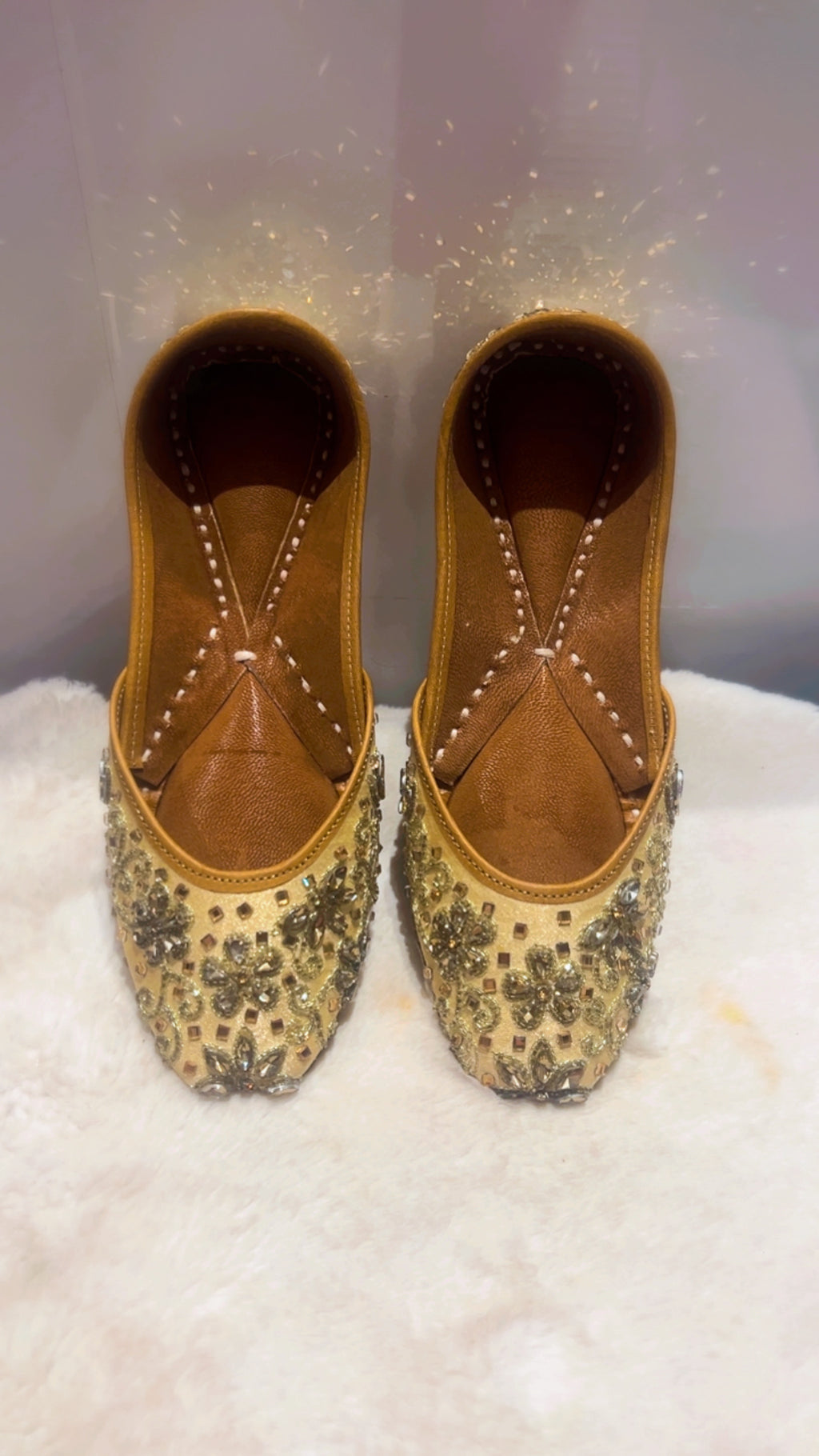 Ladies punjabi jutti