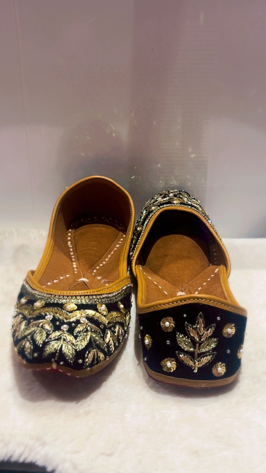 Ladies punjabi jutti