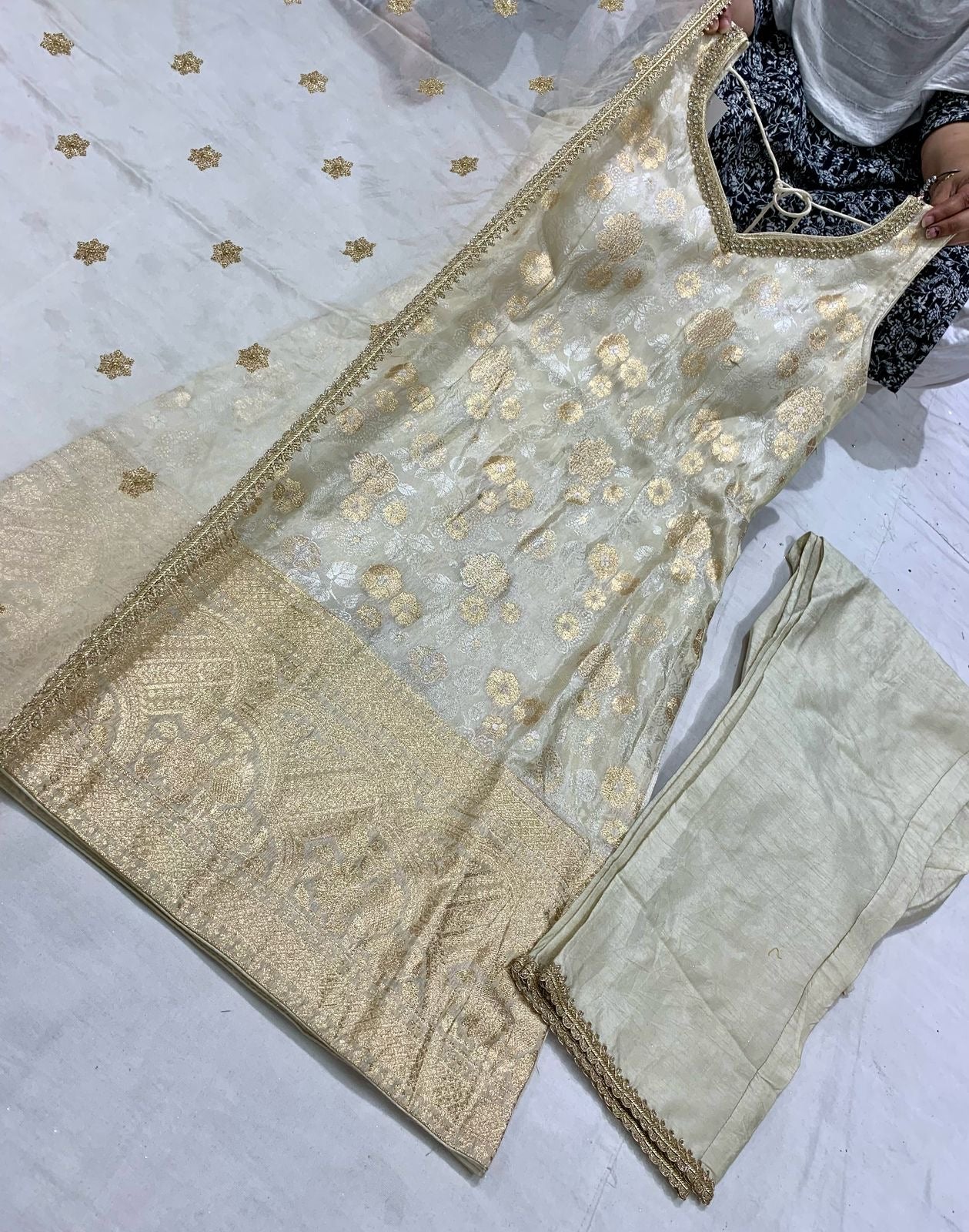 Beautiful pent plazo dress