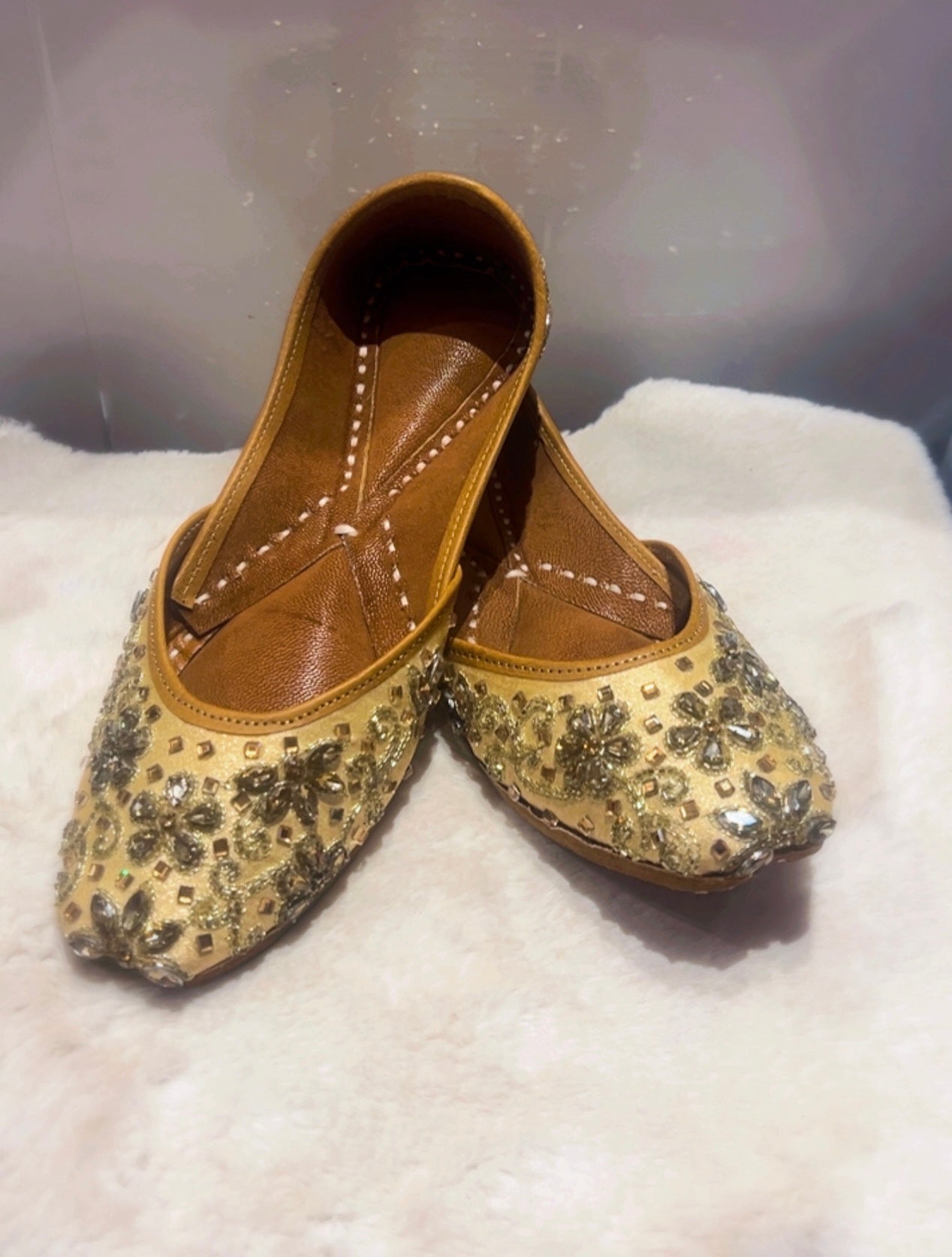 Ladies punjabi jutti