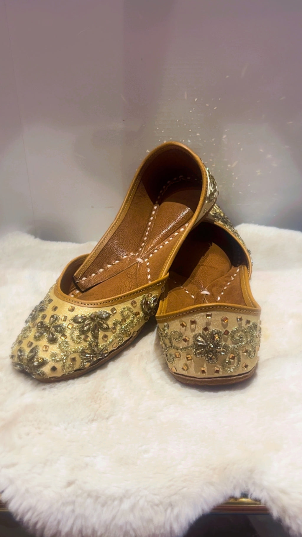 Ladies punjabi jutti