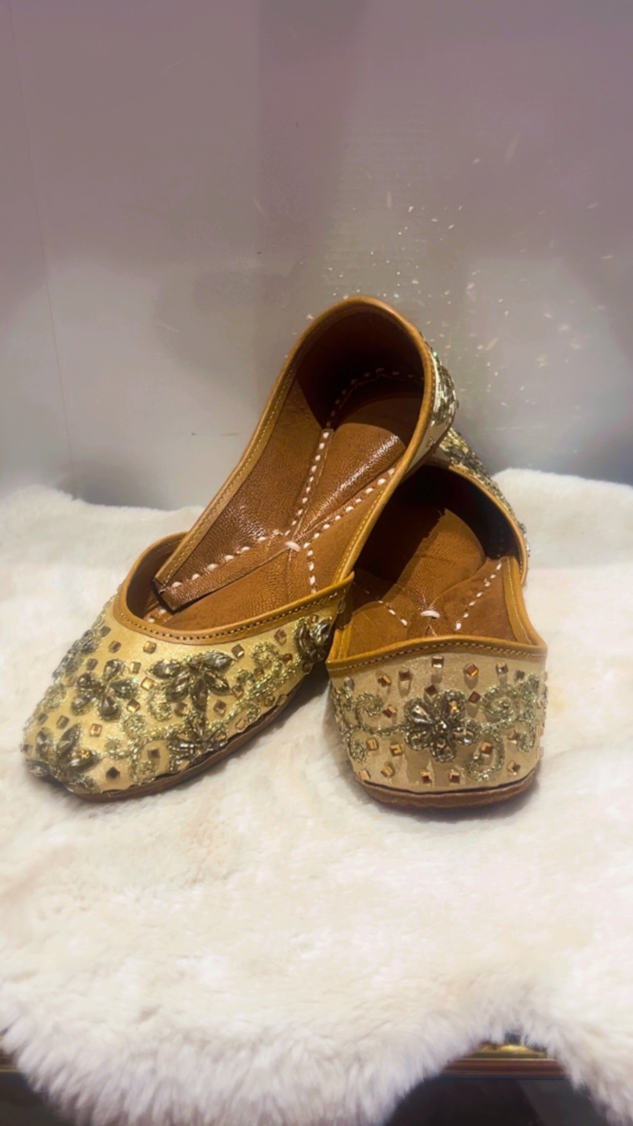 Ladies punjabi jutti