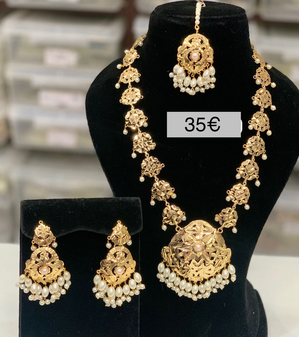 Goldplated long necklace set