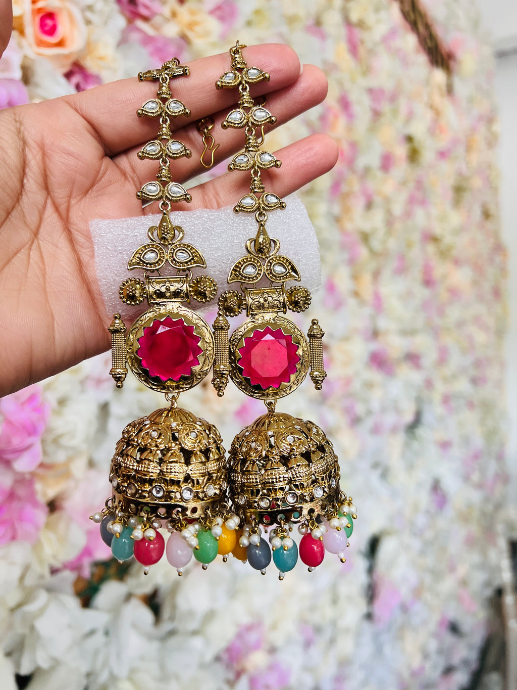 Earings with earings