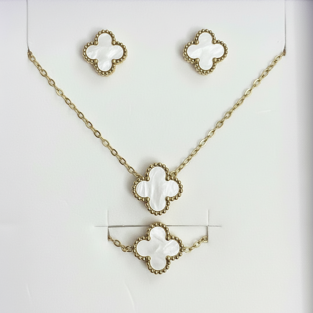 Beautiful pendent set with bracelet