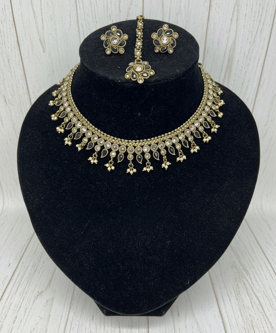 Necklace set