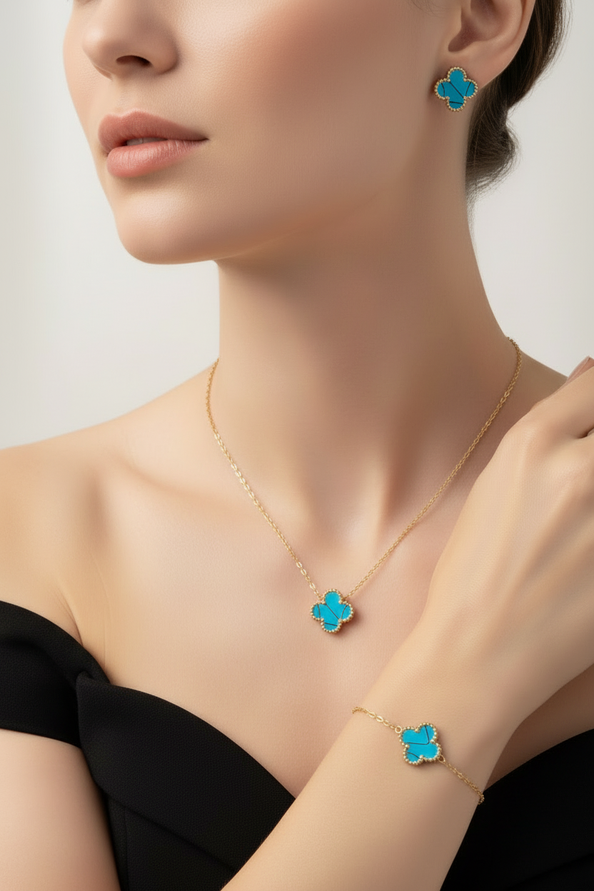 Beautiful pendent set with bracelet