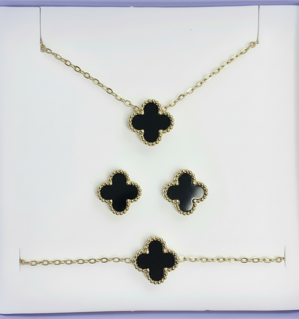 Beautiful pendent set with bracelet